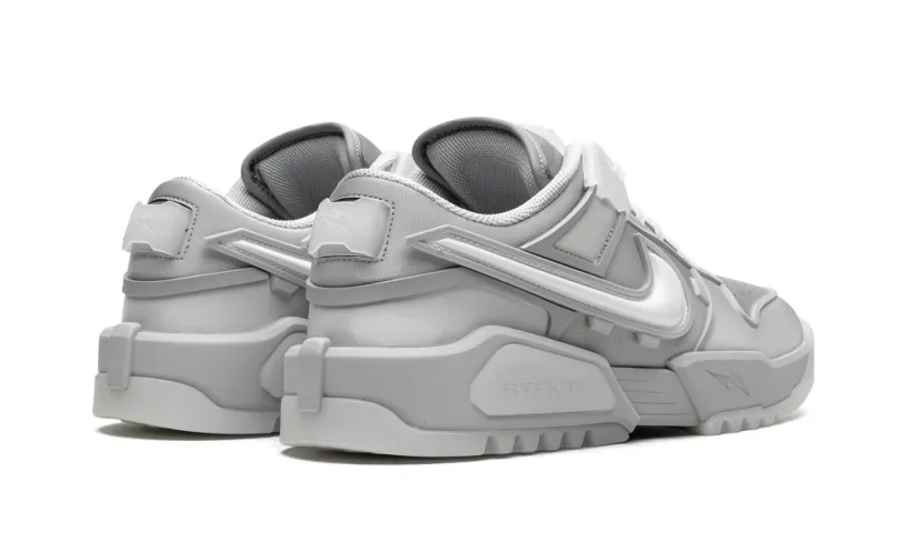 Nike Dunk Dunk Genesis Low 'RTFKT Ghost (Edition of 8461)'